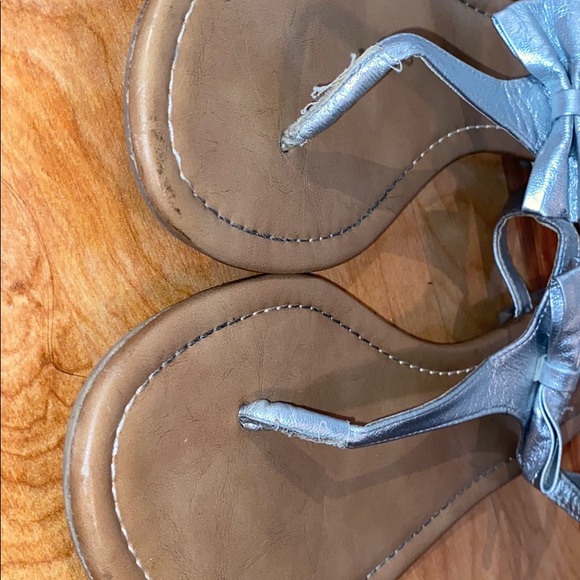 Sandals - Picture 3 of 3